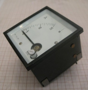 Amperomierz prądu przemiennego LUMEL E17N 0-15A