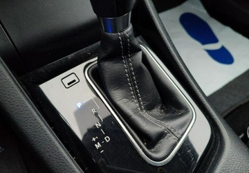 Toyota Auris II 2016 Toyota Auris Automat Super stanTylko 84.000km Zarejestrowany 1.2 Benzyna, zdjęcie 23