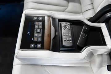 Lexus LX IV (570) 5.7 V8 367KM 2019 Lexus LX570 V8 367 KM Salon Polska. Bezwypadek., zdjęcie 36