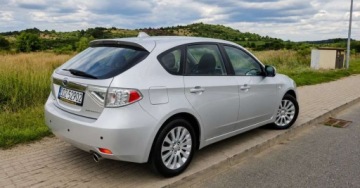Subaru Impreza III Hatchback 2.0 i 150KM 2008 Subaru Impreza 2.0i 150KM 4X4 Automat Xenony Tempomat 2.0 Benzyna 150KM, zdjęcie 3