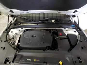 Volvo S90 II 2017 Volvo S90 2017 Volvo S90 T5 FWD Momentum 2.0 Benzyna 250KM, zdjęcie 10