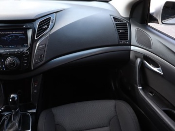 Hyundai i40 Kombi 1.7 CRDi HIGH 136KM 2015 Hyundai i40 1.7 CRDi, Automat, Navi, Klima, zdjęcie 7