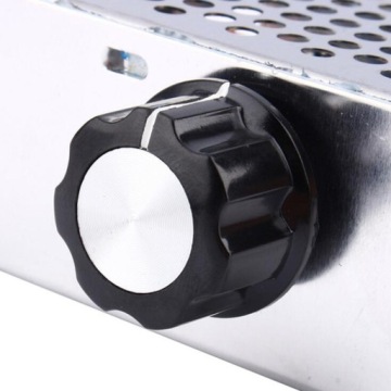 СТАБИЛИЗАТОР НАПРЯЖЕНИЯ 4000 ВТ С ФУНКЦИЕЙ ДИММЕРА - СЕРЕБРИСТЫЙ, ДЛЯ БЫТОВОГО ИСПОЛЬЗОВАНИЯ