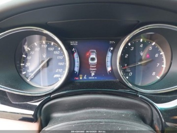 Maserati Quattroporte II 2015 Maserati Quattroporte GTS 2015 3.8l 3.8 Benzyna 523KM, zdjęcie 11