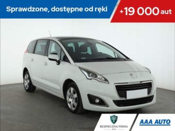 Peugeot 5008 I Minivan Facelifting 2.0 HDi 150KM 2014 Peugeot 5008 2.0 HDI, Salon Polska, Navi, Xenon