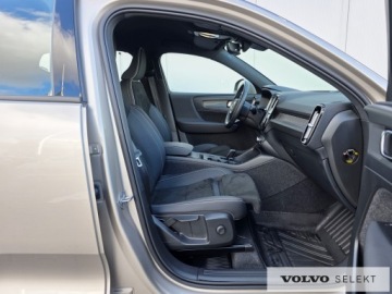 Volvo XC40 Crossover Facelifting 2.0 B3 163KM 2023 Volvo XC 40 PL Salon Core/Plus B3 163KM ACC BLIS M, zdjęcie 14
