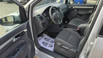Volkswagen Touran II 1.6 TDI 105KM 2014 Volkswagen Touran Sewisowany 1.6 TDI, zdjęcie 8