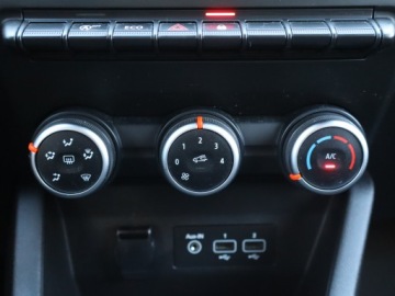 Renault Clio V Hatchback 5d 1.0 TCE 100 LPG 100KM 2021 Renault Clio 1.0 TCe, Salon Polska, Serwis ASO, zdjęcie 11