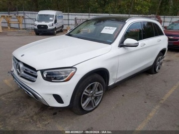 Mercedes GLC C253 2021 Mercedes-Benz GLC 2021, 2,0L, 4x4 2.0 Benzyna 255KM, zdjęcie 2