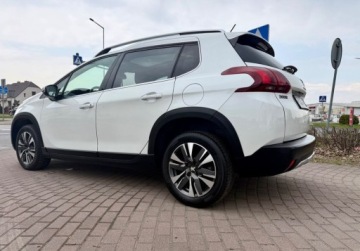 Peugeot 2008 I SUV Facelifting 1.2 PureTech 110KM 2017 Peugeot 2008 1.2 T NAVI Ledy Panorama dach 1.2 Benzyna 110KM, zdjęcie 22