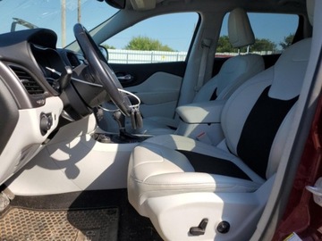 Jeep Cherokee V 2020 Jeep Cherokee 2020r., Latitude Plus, od ubezpieczalni 3.2 Benzyna 271KM, zdjęcie 6