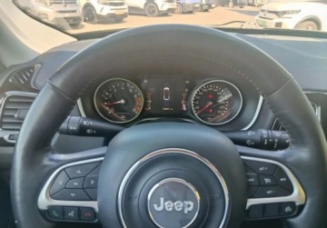 Jeep Compass II SUV 1.4 Multiair 170KM 2019 Jeep Compass 1.4 Benzyna 170KM, zdjęcie 9
