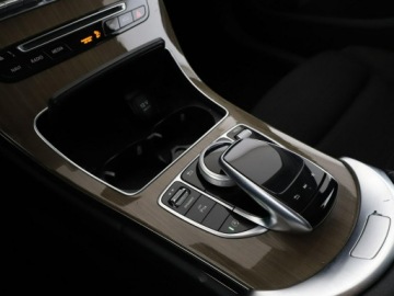 Mercedes Klasa C W205 Kombi Facelifting 1.6 180 156KM 2018 Mercedes C 180 FV23% automat full LED półskóra, zdjęcie 26