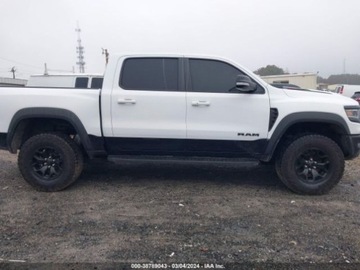  RAM 1500 2022r., TRX 6.2l, od ubezpieczalni 6.2 Benzyna 702KM, zdjęcie 7