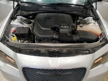 Chrysler 300C II 2021 Chrysler 300 Touring 2021 3.6l 3.6 Benzyna 292KM, zdjęcie 6