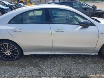 Mercedes CLA C118/X118 2022 Mercedes-Benz CLA 35 AMG 4Matic 2022 2.0l 2.0 Benzyna 302KM, zdjęcie 6