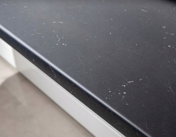 MONA 1 315x250см Комплект кухонной мебели Черный орех со столешницей из мрамора Roma