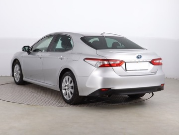 Toyota Camry IX Sedan 2.5 Hybrid Dynamic Force 218KM 2019 Toyota Camry 2.5 Hybrid, Salon Polska, zdjęcie 3
