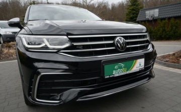 Volkswagen Tiguan II SUV Facelifting 2.0 TDI 200KM 2022 Volkswagen Tiguan 2,0 TDI 200 KM 4x4 R-LINE HEDA UP MATRIX Kamera 360 Nawi, zdjęcie 9