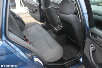 BMW Seria 3 E90-91-92-93 Touring E91 2.0 318i 143KM 2005 BMW Seria 3 Stan BDB Szyberdach klimatrnic Bezwypadek Ks.serwisowana 2.0, zdjęcie 12