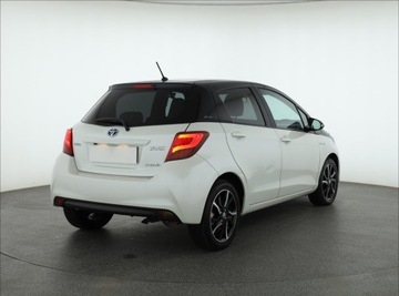 Toyota Yaris III Hatchback 5d Facelifting Hybrid 100KM 2016 Toyota Yaris 1.5 Hybrid, Salon Polska, Automat, zdjęcie 4
