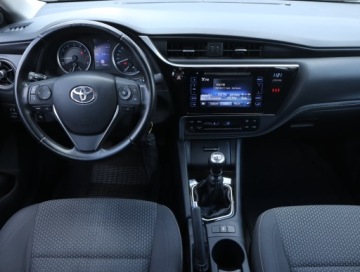 Toyota Corolla XI Sedan Facelifting 1,6 Valvematic 132KM 2017 Toyota Corolla 1.6 Valvematic, Salon Polska, zdjęcie 6