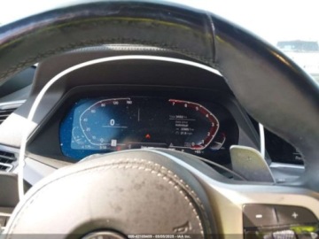 BMW X6 G06 2023 BMW X6 2023r., 4x4, 3.0L 3.0 Benzyna 335KM, zdjęcie 10