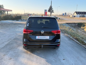 Volkswagen Touran III 1.6 TDI 115KM 2018 Volkswagen Touran RATY 1.6 TDI 7 osobowy Klimatronic Navi Zarej w PL Gwara, zdjęcie 27