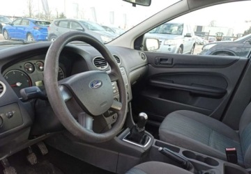 Ford Focus II Sedan 1.8 Duratorq TDCi 115KM 2006 Ford Focus Ford Focus 1.8 Diesel 115KM, zdjęcie 6