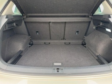 Volkswagen Tiguan II SUV Facelifting 1.5 TSI 150KM 2023 Volkswagen Tiguan TSI 150KM Elegance DSG FVAT23 MATRIX Keyless, zdjęcie 13