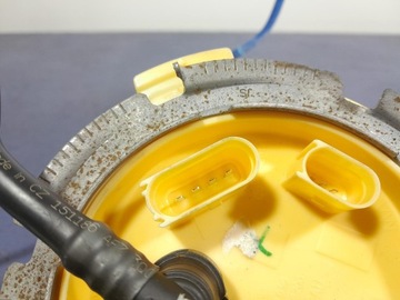 SKODA SUPERB III 1.6 TDI 120 KM POMPA POMPKA PALIWOWA PŁYWAK 3Q0919050