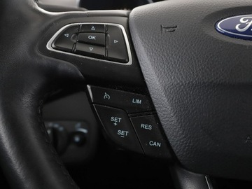 Ford Kuga II SUV Facelifting 1.5 EcoBoost 120KM 2017 Ford Kuga klima auto grzane fotele i kierownica, zdjęcie 28