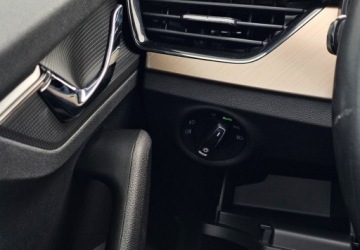 Skoda Kamiq Crossover 1.0 TSI 110KM 2022 Skoda Kamiq Niski przebieg - Tempomat ACC 210kmh - Czujniki - Kamera - Fak, zdjęcie 13