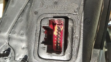 FORD EDGE 2016-2021 PRAVÉ 14PIN