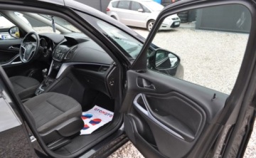 Opel Zafira C Tourer 1.4 Turbo ECOTEC 140KM 2016 Opel Zafira 7 osobowy 1.4 Turbo Benzyna Nawigacja Tempomat Cz. parkowania, zdjęcie 13
