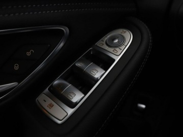 Mercedes Klasa C W205 Kombi 180 156KM 2015 Mercedes C 180 Półskóra Navi Klimatyzacja, zdjęcie 33