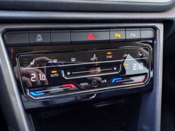Volkswagen T-Roc I SUV Facelifting 1.5 TSI ACT 150KM 2022 Volkswagen T-Roc 1.5 Benzyna 149KM, zdjęcie 24