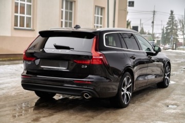 Volvo V60 II  Kombi 2.0 D3 150KM 2020 PIĘKNE V60 MOMENTUM PRO __ KUBEŁKOWE FOTELE, zdjęcie 12