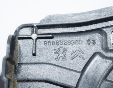 CITROEN DS3 CABRIO 1.2 VTI 60KW MODUL ŘÍDÍCÍ MOTOREM SPODNÍ DRŽÁK 96