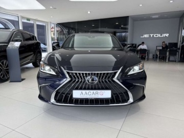 Lexus ES VII (XV70) Sedan Facelifting 300h 218KM 2023 Lexus ES 300h Business Edition Szyberdach Kamera cofania ACC LED, zdjęcie 5