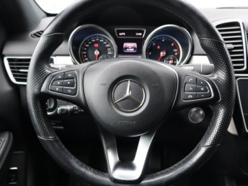 Mercedes GLE W166/C292 SUV 2.1 250d 204KM 2018 Mercedes GLE GLE 250 d, Salon Polska, zdjęcie 17