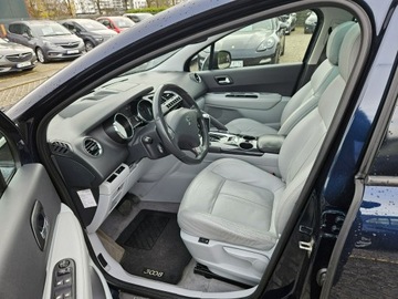 Peugeot 5008 I Minivan 1.6 THP 156KM 2010 Peugeot 3008 1,6 benzyna 156KM nawigacja automat, zdjęcie 4