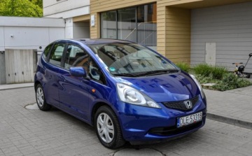 Honda Jazz III 1.2 i-VTEC 90KM 2010 Honda Jazz 2010 r. Bezwypadkowy 1.2 Benzyna 90KM, zdjęcie 5