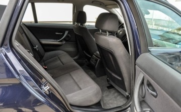 BMW Seria 3 E90-91-92-93 Touring E91 2.0 320d 163KM 2009 BMW Seria 3 2,0D (163KM) Automat Lift Bezwypadkowy 2.0 Diesel 163KM, zdjęcie 11