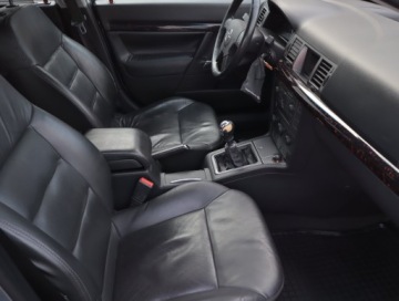 Opel Signum 3.0 V6 CDTI ECOTEC 177KM 2003 Opel Signum 3.0 V6 CDTI, 174 KM, Klima, zdjęcie 8