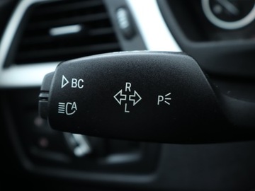 BMW Seria 3 F30-F31-F34 Limuzyna 2.0 318d 143KM 2013 BMW 3 318 d, Navi, Xenon, Bi-Xenon, Klima, zdjęcie 19