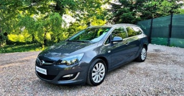 Opel Astra J Sports Tourer Facelifting 1.4 Turbo ECOTEC 120KM 2013 Opel Astra BENZYNA NAWIGACJA LIFT super okazja polecamy 1.4 120KM, zdjęcie 25