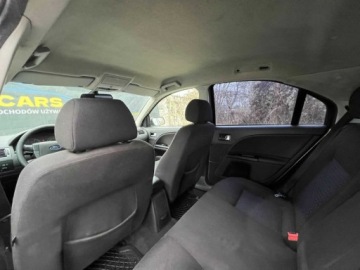 Ford Mondeo III Hatchback 2.0 TDCi 130KM 2007 Ford Mondeo Ford Mondeo 2.0 TDCi OC DO 12.2026 KLIMATYZACJA Zamiana, zdjęcie 5