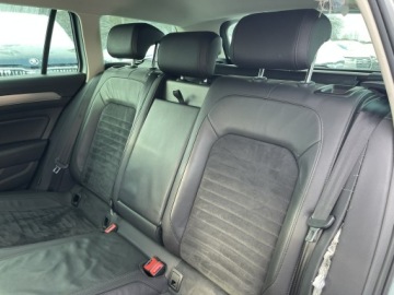 Volkswagen Passat B8 Variant 2.0 TDI BlueMotion SCR 190KM 2018 Volkswagen Passat Variant R-Line Highline Automat, zdjęcie 12