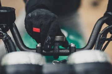 Билайн Мото II | КРЕПЛЕНИЕ ЗАЖИМА | Держатель для трубок и рулей 22-32 мм